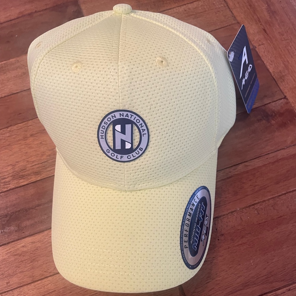 NWT Ladies Golf Hat with Hudson National Golf Club Logo